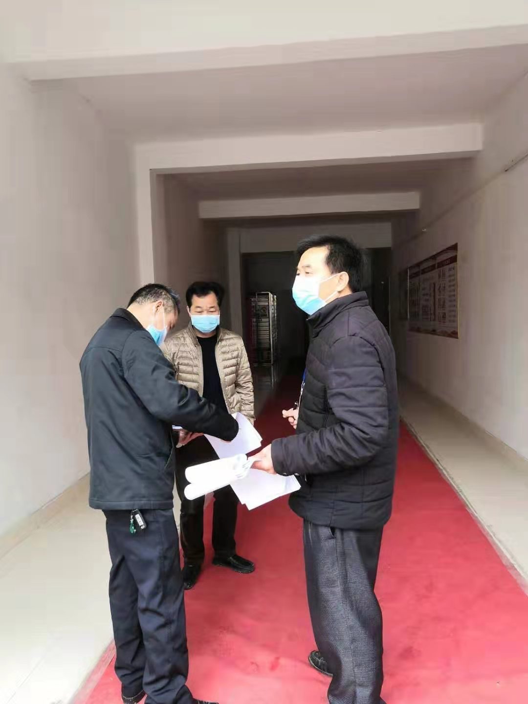 到小區(qū)宣傳防控知識和措施