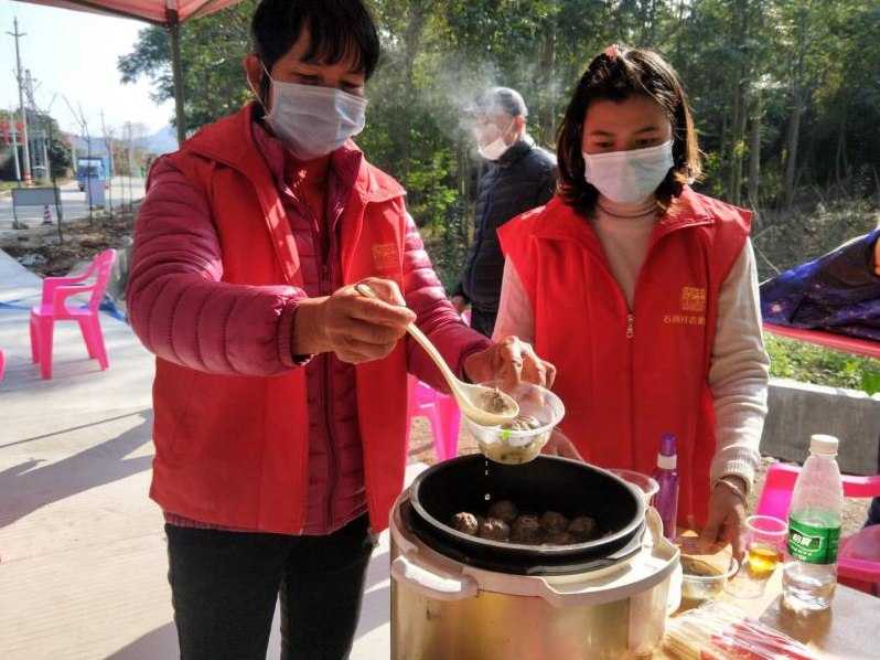 向一線工作者送去牛肉丸