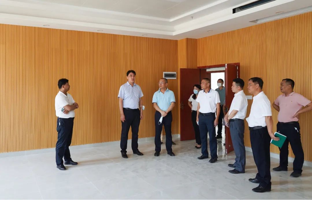 調研法庭建設.jpg