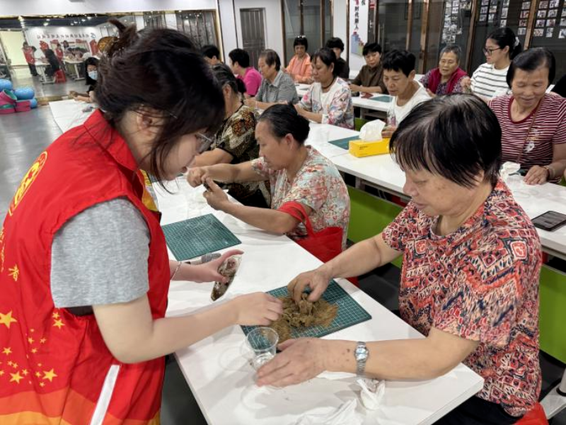非遺手工制香3.png