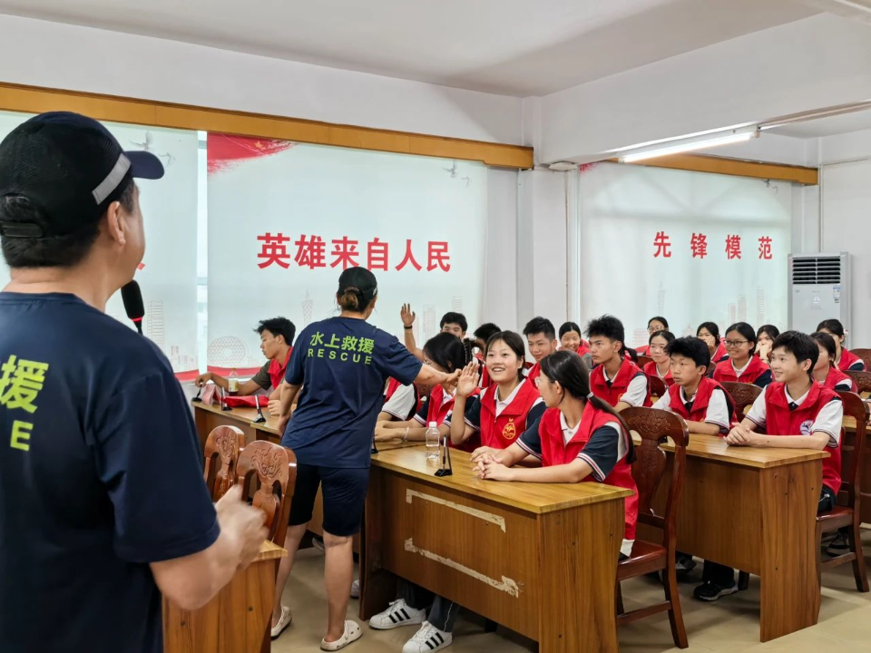 護(hù)河2.jpg