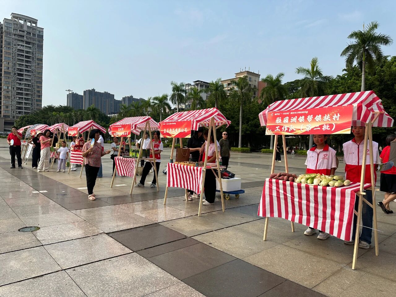 廣場(chǎng)舞展演3.jpg